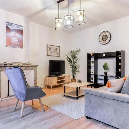 Le Central - Wifi - Tout A Pied Каркассонн