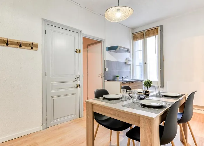 Le Central - Wifi - Tout A Pied Apartment